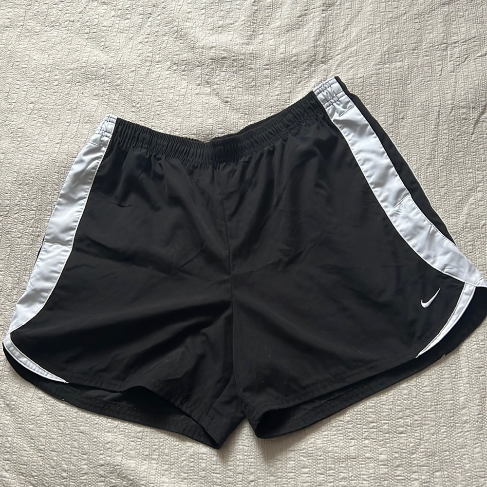 Large Nike sports shorts
